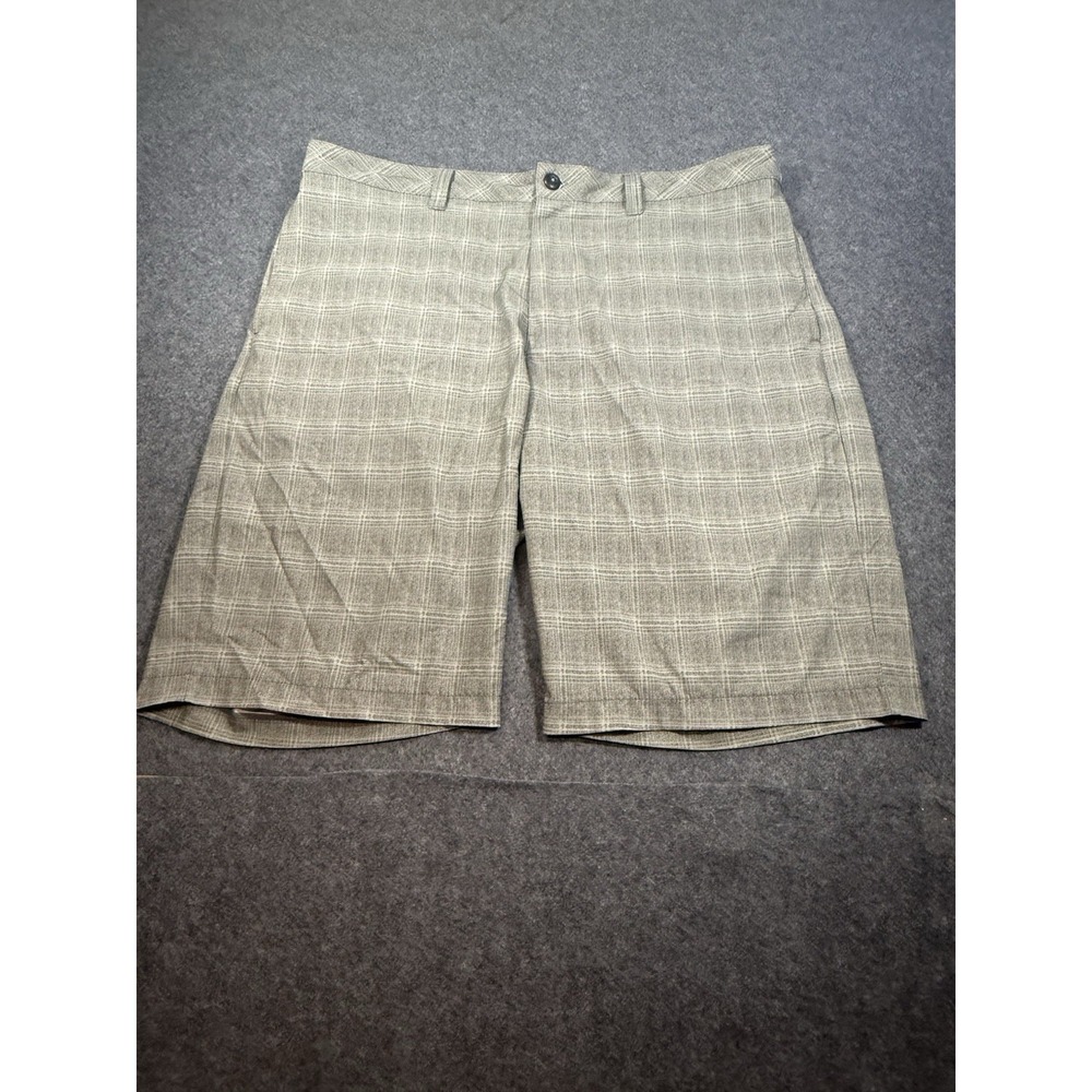 TravisMathew Men's Plaid Performance Golf Shorts‎ Size 36